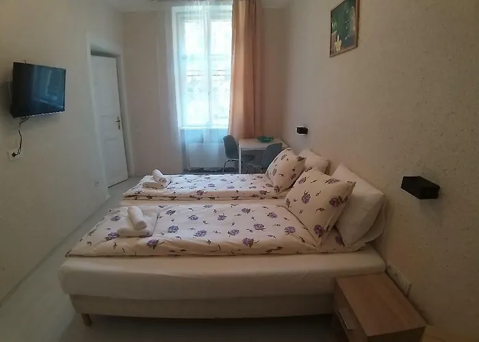 Melisa Budapest